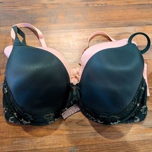Victoria secret bras size 36 DDD